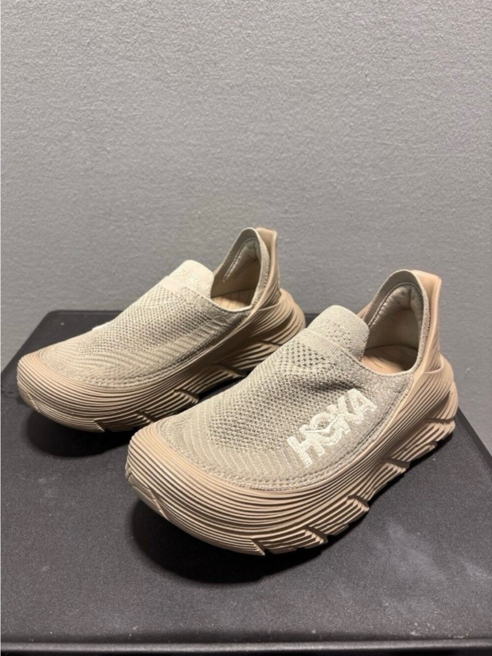 Hoka Restore TC Recovery Shoes All Gender M8/W9 Dune/Oxford Tan Excellent